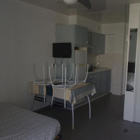 Les Stoechades Aparthotel Hyeres Exterior photo