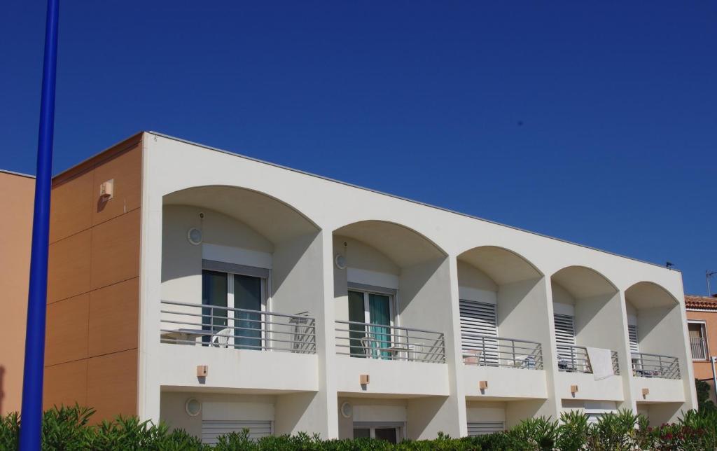 Les Stoechades Aparthotel Hyeres Room photo