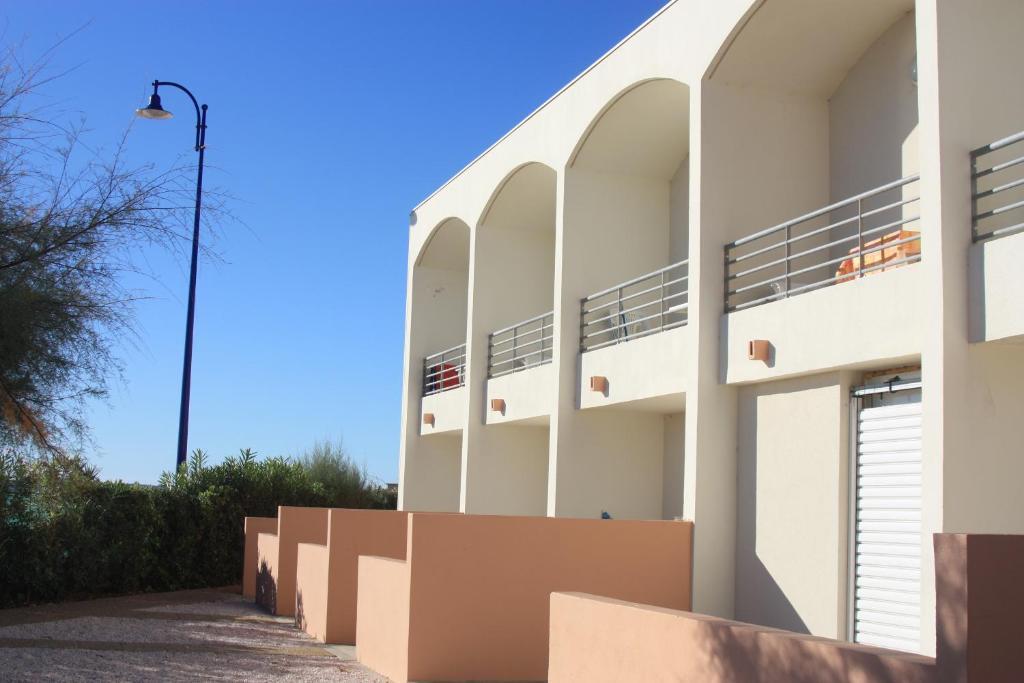 Les Stoechades Aparthotel Hyeres Exterior photo
